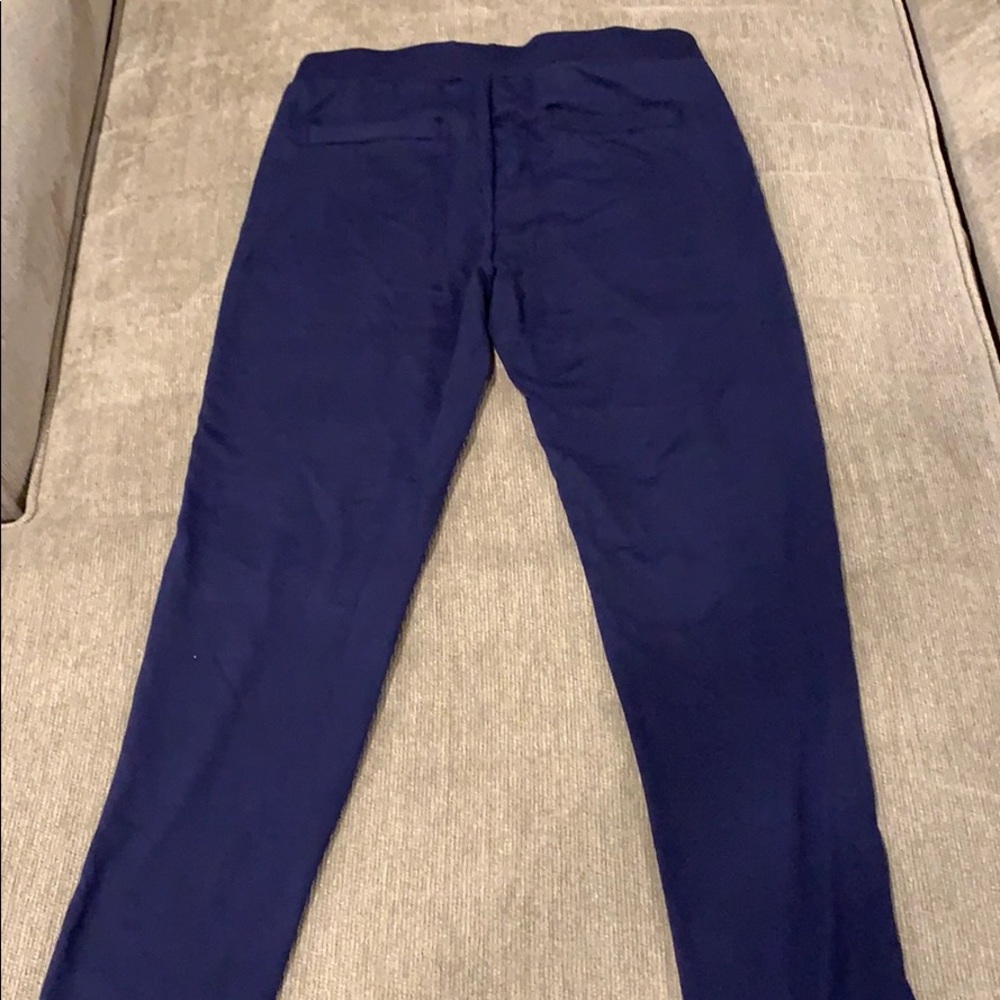 Size small navy tummy control leggings